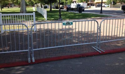 crowd-control-barricade-rentals